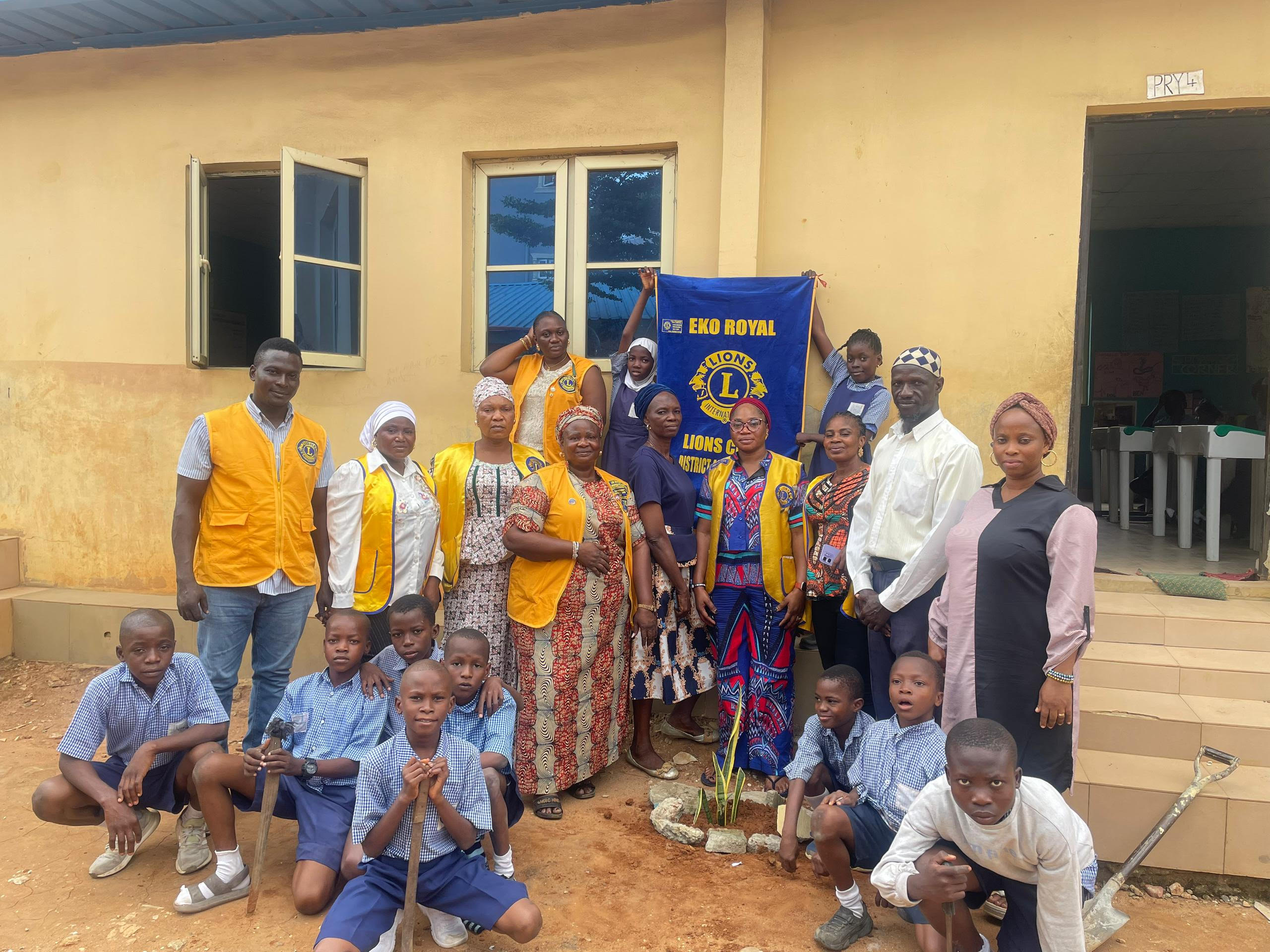 EKO ROYAL LIONS CLUB EXECUTES “HEALTHY EARTH, HEALTHY LIVES” PROJECT IN SHOMOLU